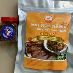 Nai Một Nắng Hai Sương