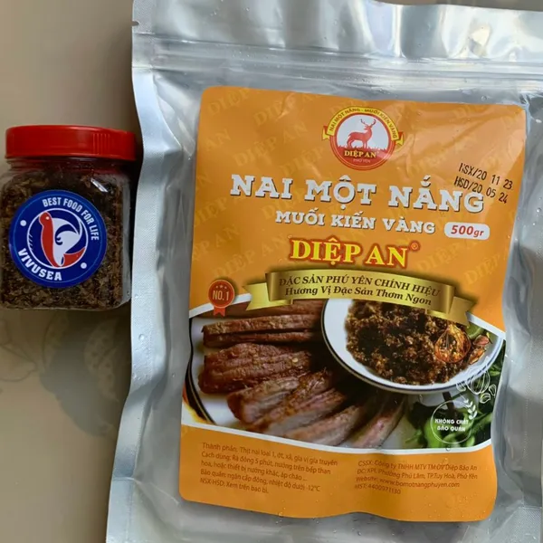 Nai Một Nắng Hai Sương 