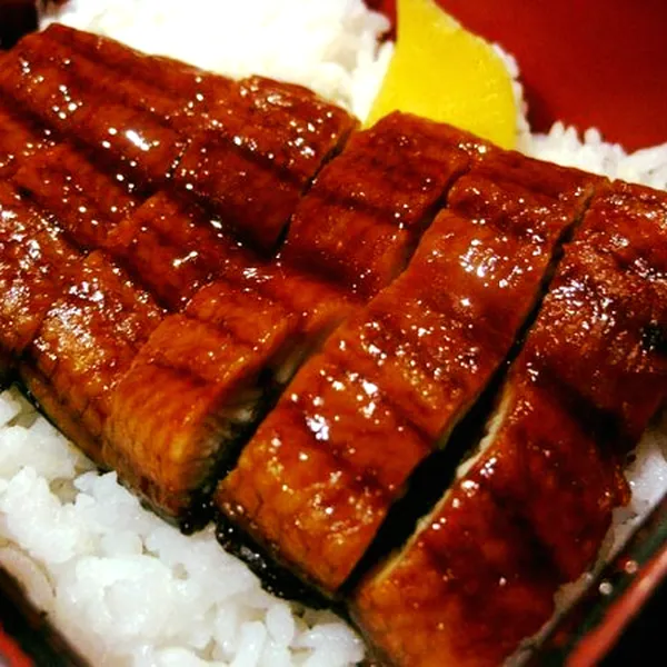 Lươn nướng Nhật Bản