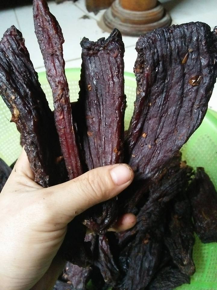 Thịt trâu gác bếp 19875258_1913275172228981_3160797375371182220_n.jpg (101 KB)