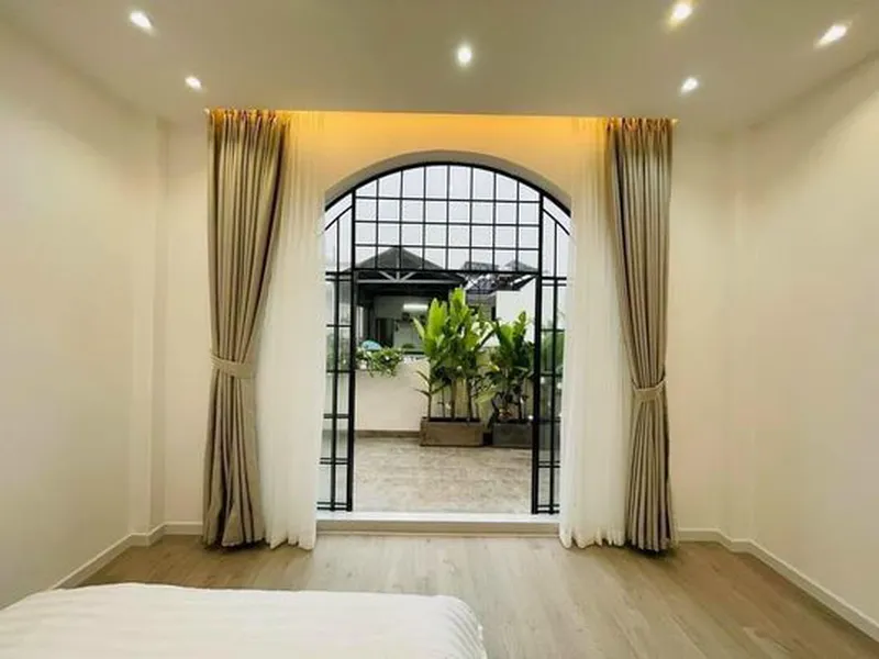 BÁN NHÀ HUỲNH TẤN PHÁT