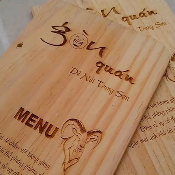 QUÀ TẶNG GỖ KHẮC LASER MENU