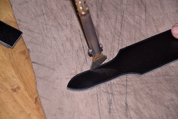 Bài 1: Làm quai túi xách - Hướng dẫn cách may túi xách da handmade Bài 1: Làm quai túi xách - Hướng dẫn cách may túi xách da handmade