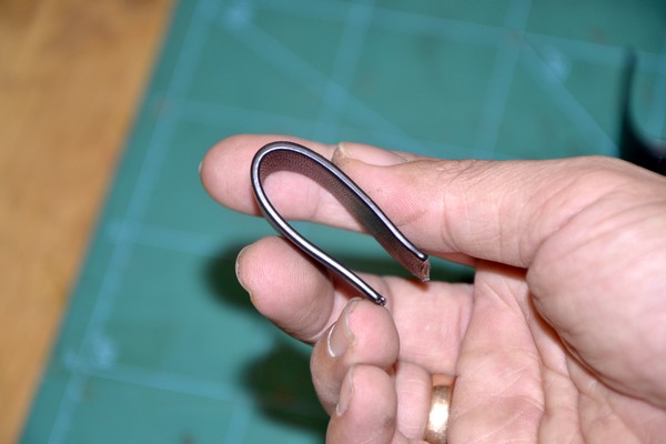 Bài 1: Làm quai túi xách - Hướng dẫn cách may túi xách da handmade Bài 1: Làm quai túi xách - Hướng dẫn cách may túi xách da handmade