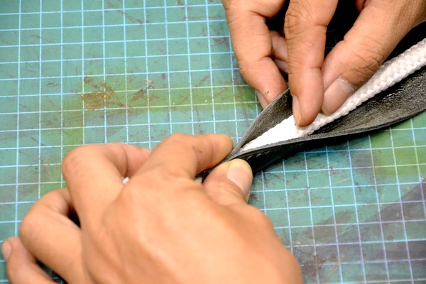 Bài 1: Làm quai túi xách - Hướng dẫn cách may túi xách da handmade Bài 1: Làm quai túi xách - Hướng dẫn cách may túi xách da handmade