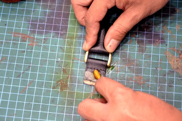 Bài 1: Làm quai túi xách - Hướng dẫn cách may túi xách da handmade Bài 1: Làm quai túi xách - Hướng dẫn cách may túi xách da handmade