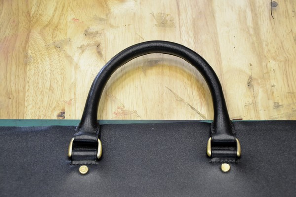 Bài 1: Làm quai túi xách - Hướng dẫn cách may túi xách da handmade Bài 1: Làm quai túi xách - Hướng dẫn cách may túi xách da handmade