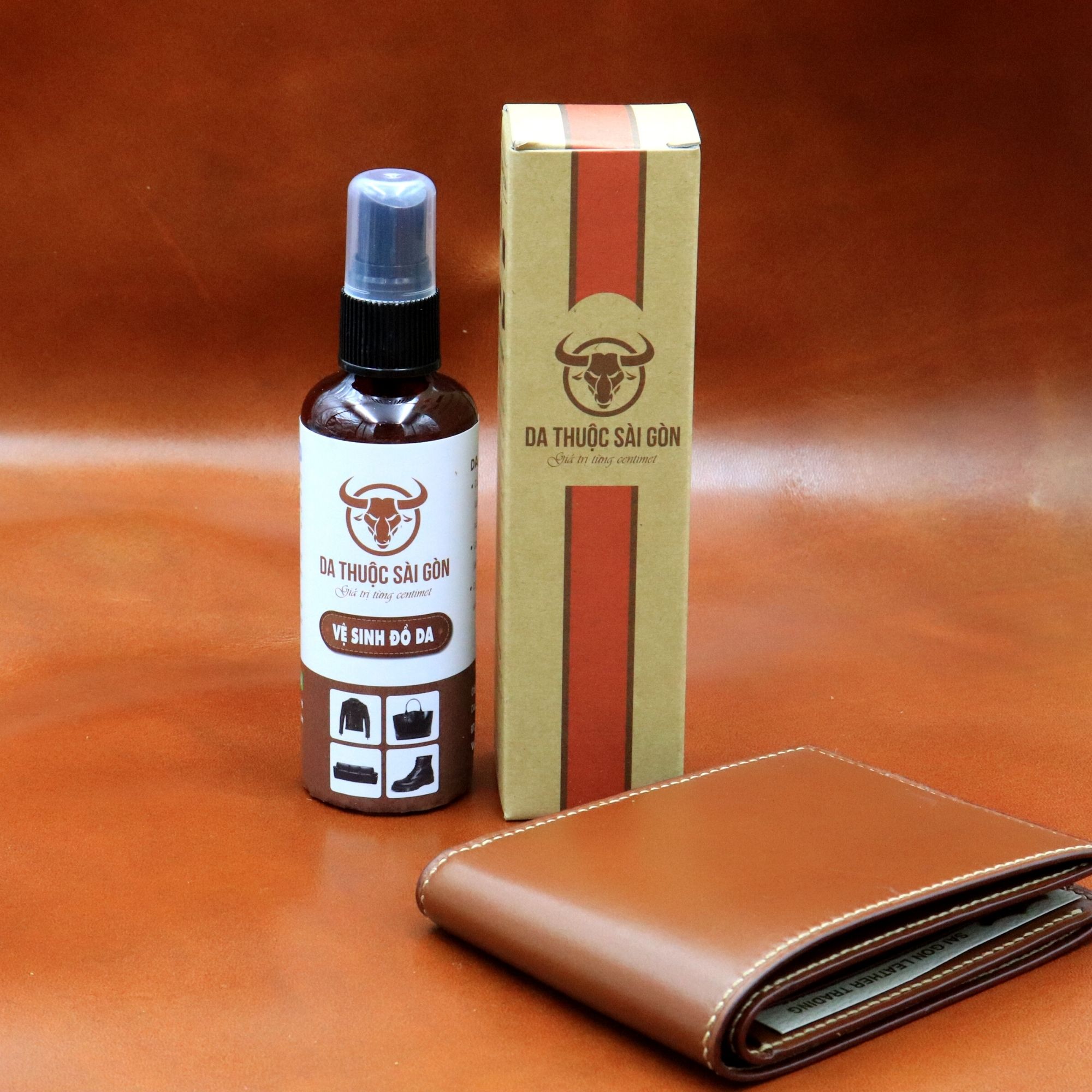 dụng cụ làm sạch đồ da