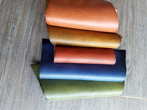 Giá bán của da bò thật cao nhưng khách hàng cũng vẫn tin tưởng lựa chọn mua da bò thật ở đâu