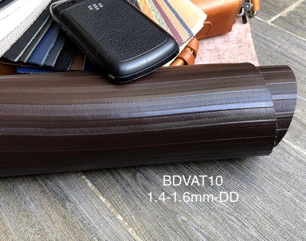 Da bò dập vân giá da bò thuộc