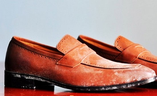 Cần làm gì khi giày da bị mốc? Cần làm gì khi giày da bị mốc?