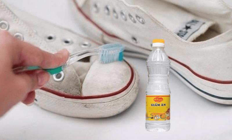 giày vải bị mốc