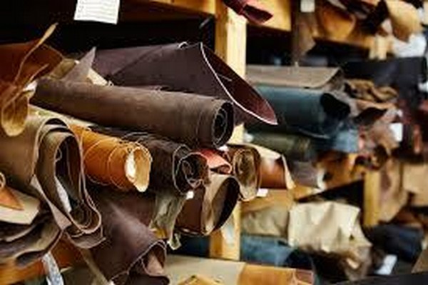 địa chỉ bán da bò italia