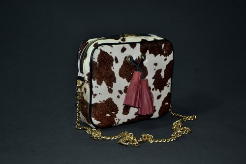 Sản phẩm được chế tác tại lớp học khóa học làm đồ da