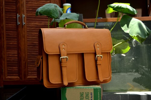 Sản phẩm được chế tác tại lớp học khóa học làm đồ da