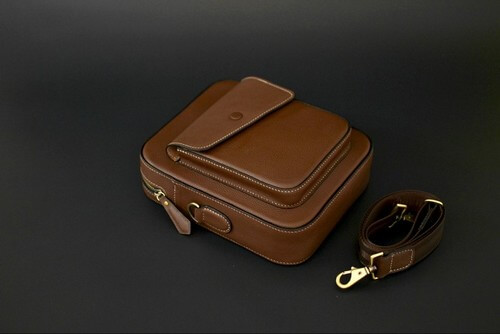 Sản phẩm được chế tác tại lớp học khóa học làm đồ da