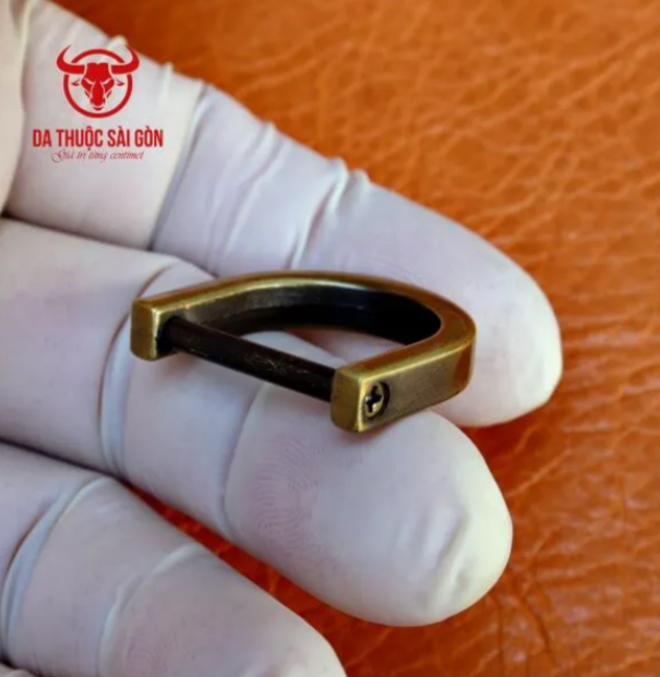 mua phụ kiện móc túi xách ở đâu