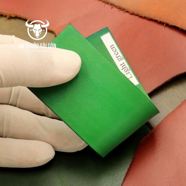 nhuộm màu giày da lộn