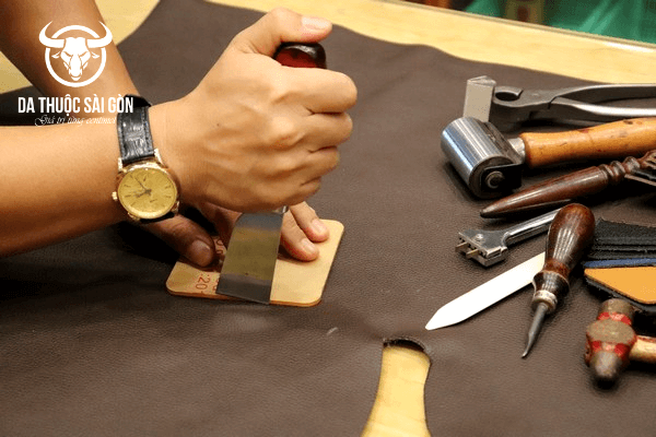 thanh lý dụng cụ làm đồ da