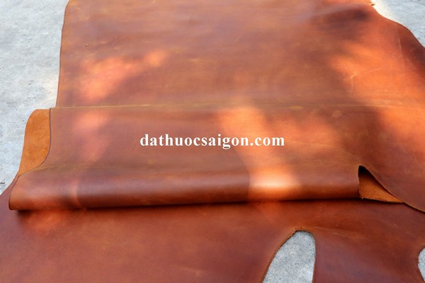 ví da bò sáp ngựa điên