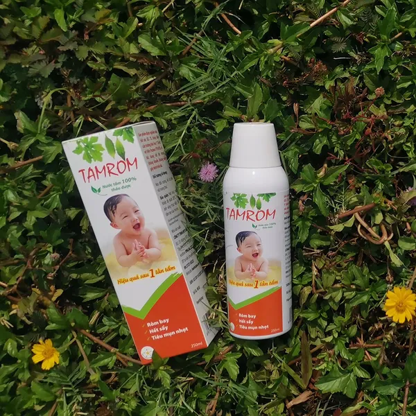 Nước Tắm Thảo Dược Trị Rôm Sảy TAMROM 250ml