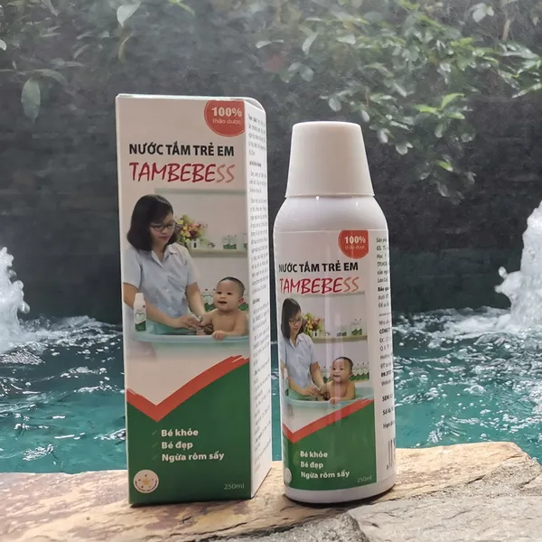Nước Tắm Thảo dược Trẻ Em TAMBEBESS 250ml 