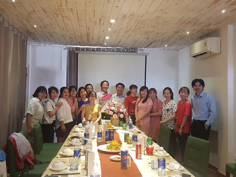 GIỚI THIỆU CÔNG TRÌNH NGHIÊN CỨU VÀ PHÁT TRIỂN CÁC SẢN PHẨM XÔNG TẮM NGÂM TỪ THẢO DƯỢC TẠI BỆNH VIỆN ĐA KHOA HỒNG ĐỨC