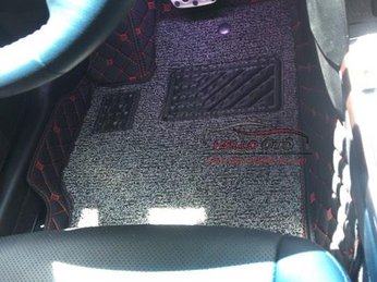 Hoạt Động Lắp Thảm Lót Sàn 6D Cho Toyota Camry 2017