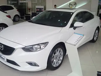 Mazda 6 bản cũ giảm 140 triệu đồng ở Việt Nam