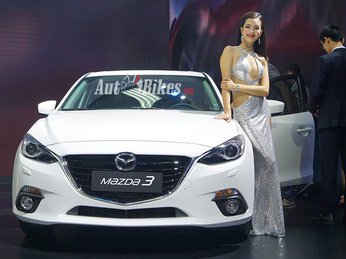 Mazda3 cháy hàng, bán hơn 12.000 xe năm 2016