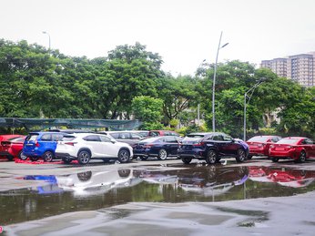 Ôtô mới ồ ạt đổ về triển lãm Vietnam Motor Show 2017