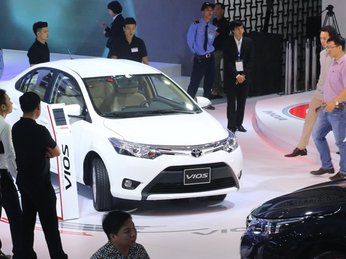 Top 10 ô tô hút khách nhất tại thị trường Việt Nam, tháng 2/2017