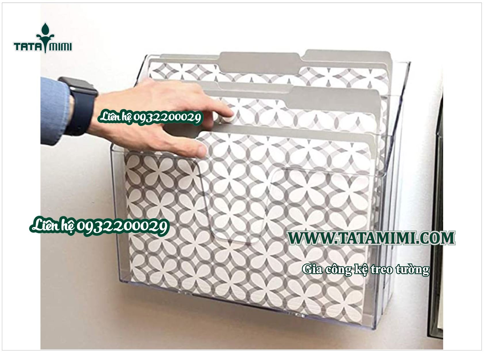 Kệ mica treo tường chia các ngăn