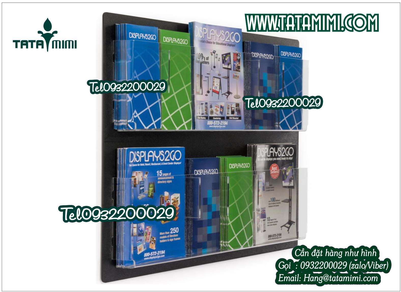 Kệ tờ rơi treo tường bằng mica trong