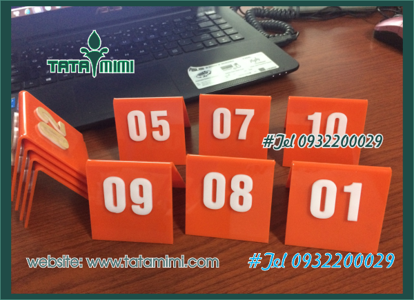 Thẻ bàn cà phê sản xuất cho các chi nhánh