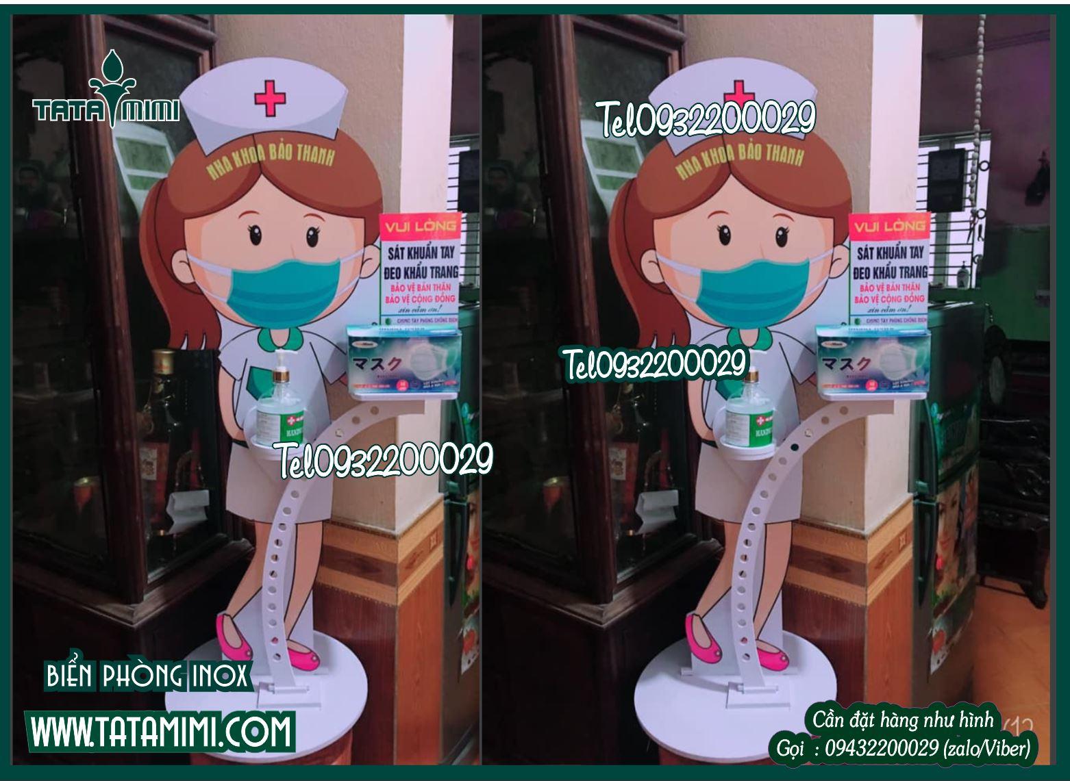 Standee hình người hình thú để quảng cáo sản phẩm