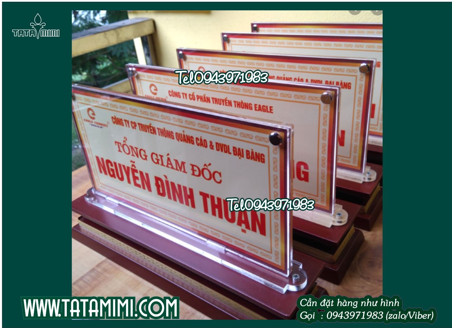 Kệ chức danh đơn giản và cầu kì bằng mica