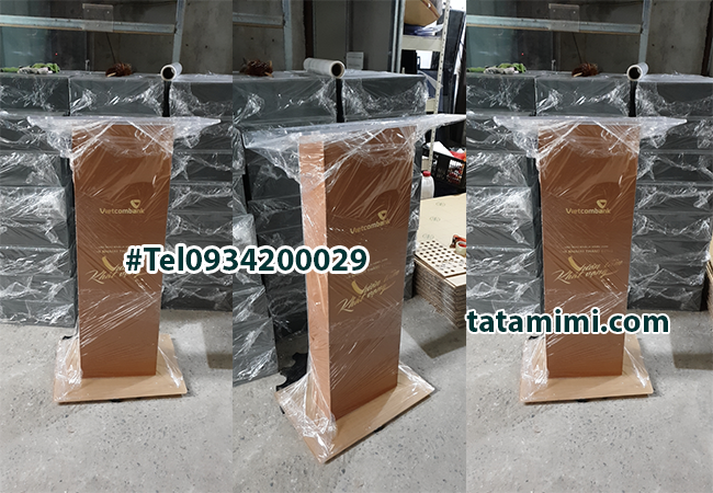 Bục phát biểu- Tatamimi là đơn vị gia công mica theo yêu cầu