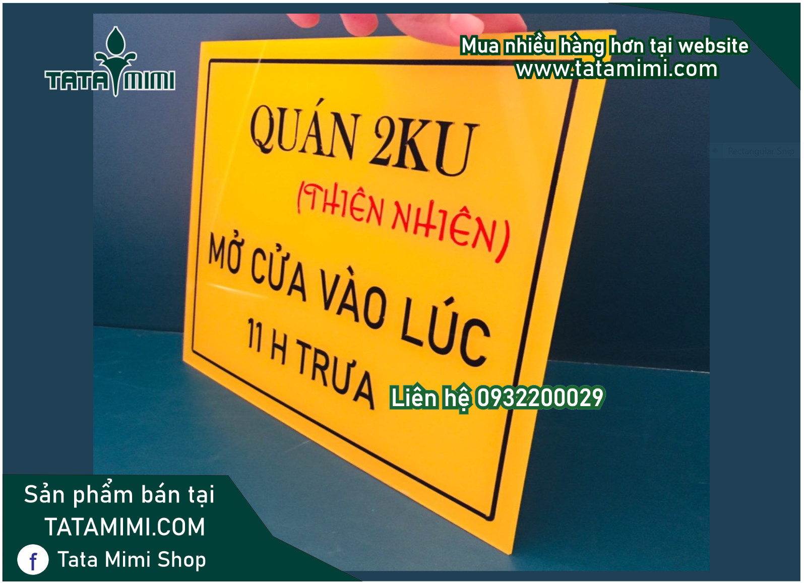 Bảng mica hiển thị giờ mở cửa và đóng cửa