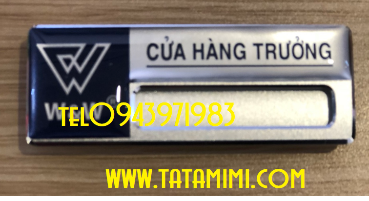 Bảng tên làm từ mica và đồng được in trực tiếp