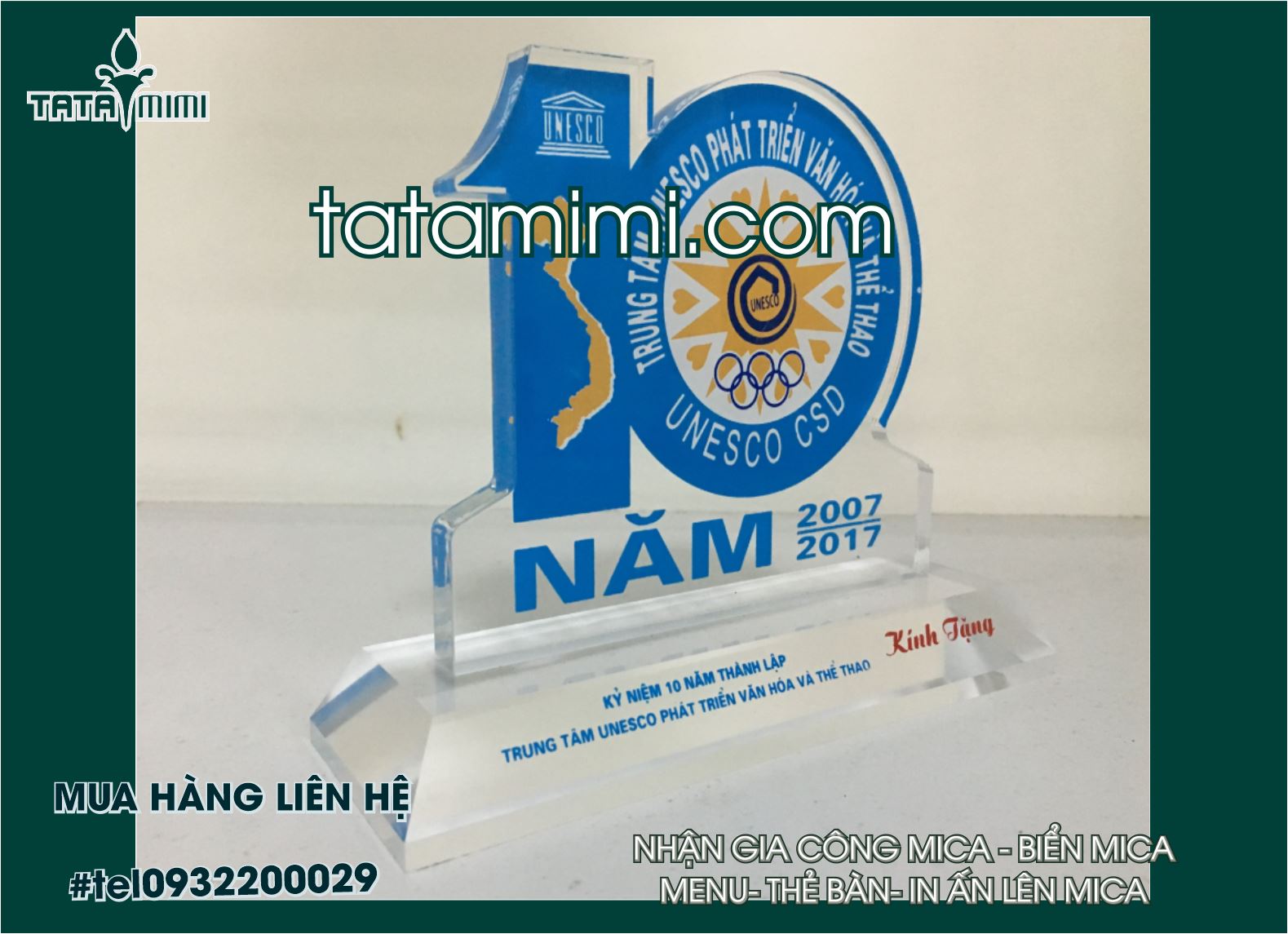 Cúp vinh danh cho doanh nghiệp