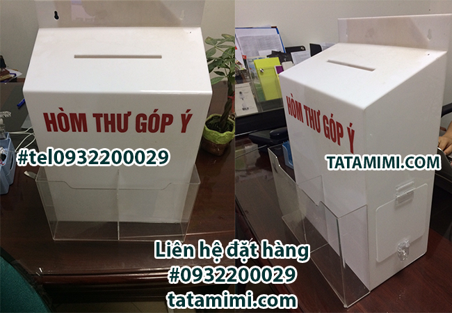 Thùng mica thu thập ý kiến của khách hàng