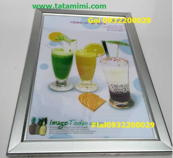 Bảng treo tường có led mica đẹp