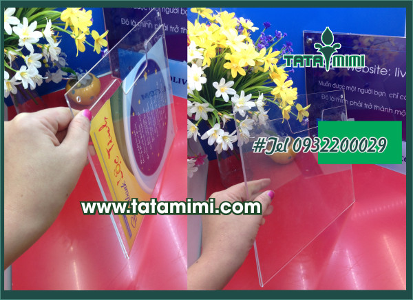 Kệ checklist, Kệ mica treo tường siêu rẻ