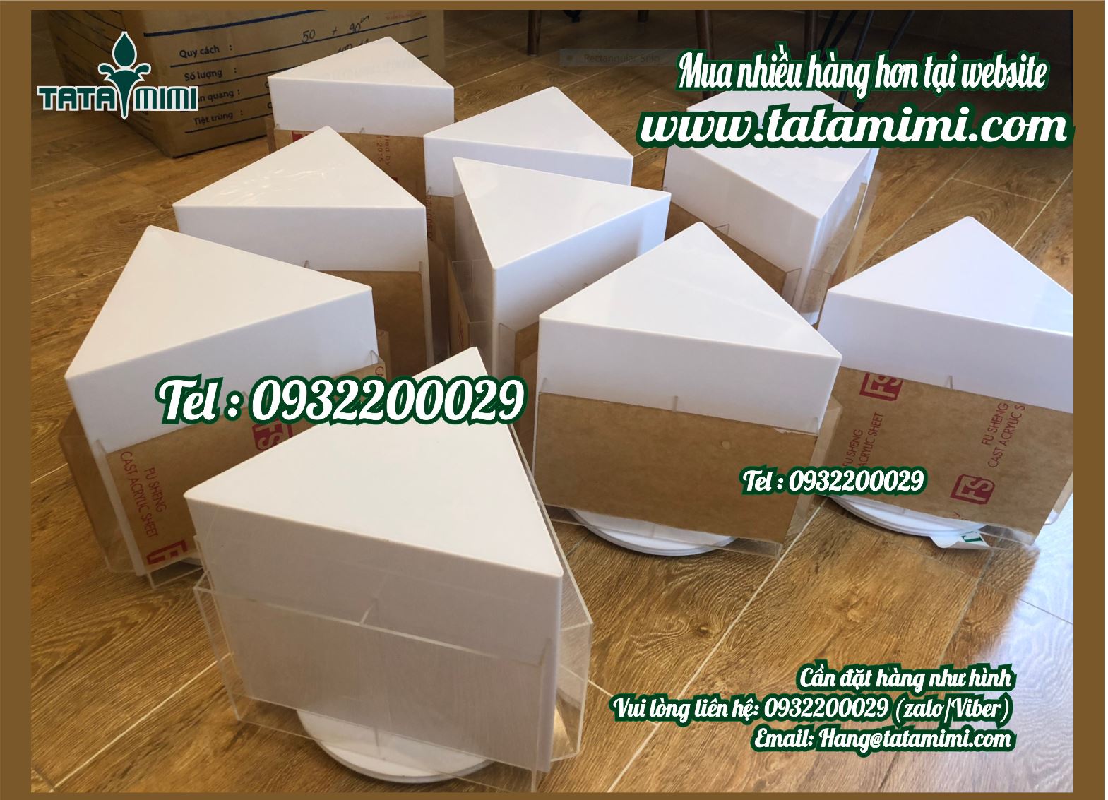 Kệ mica 3 mặt để bàn