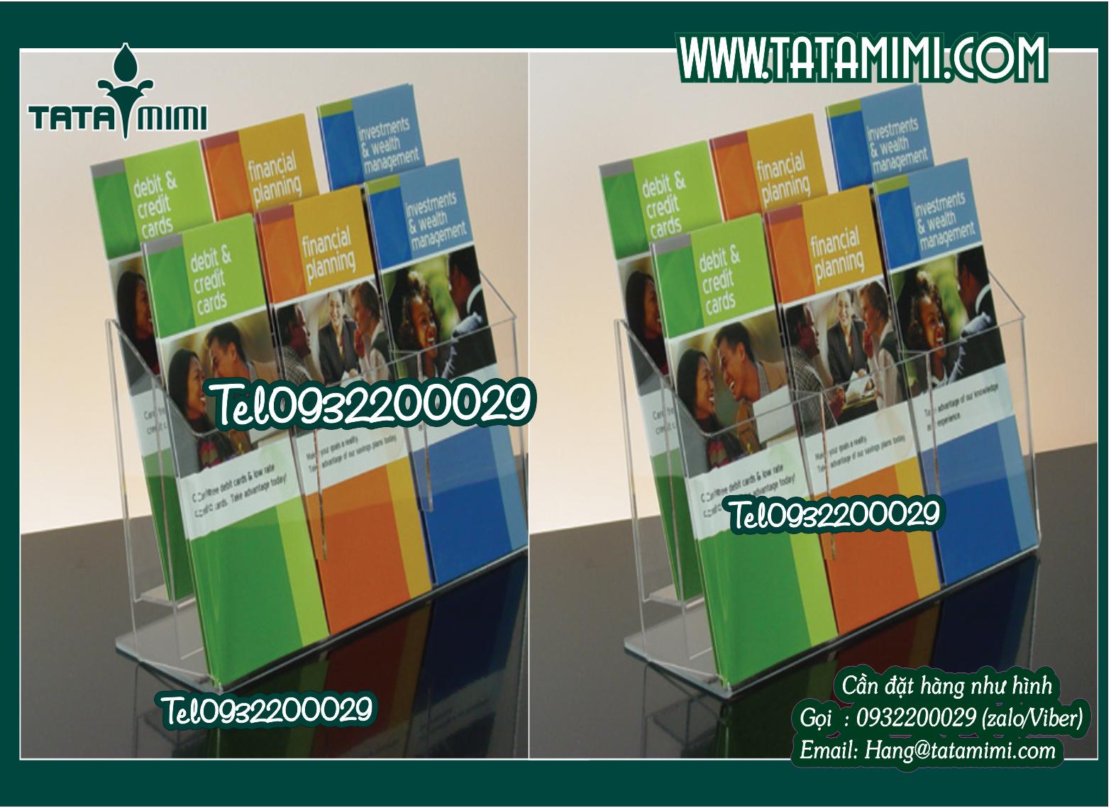 Kệ tờ rơi có mấy ngăn