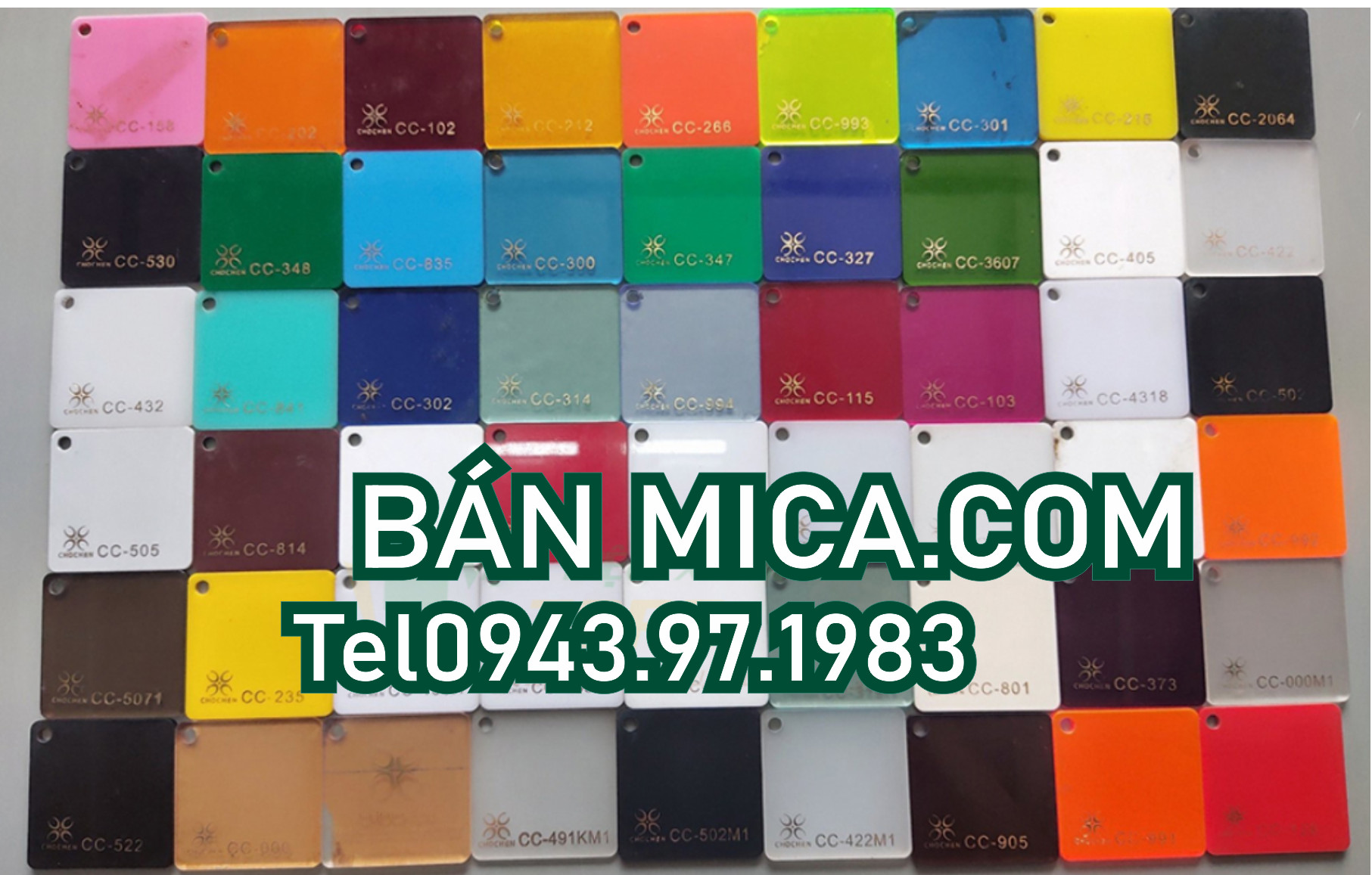 Mica gương-mica thường có màu giống nhau không
