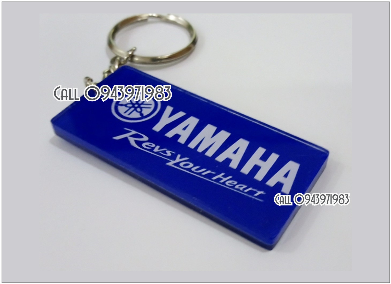 Móc khóa mica – móc khóa kỉ niệm