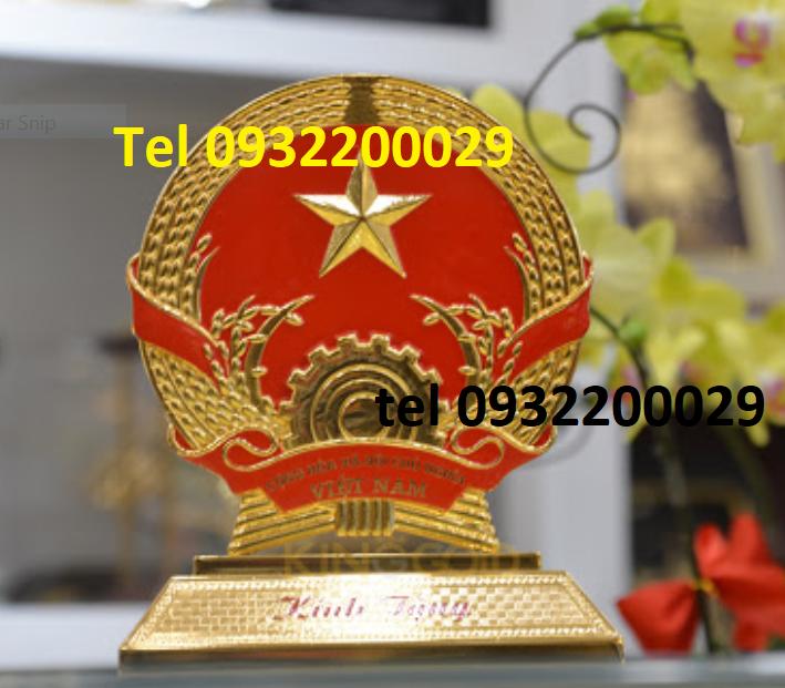 Quốc huy in trực tiếp lên mica hoặc inox