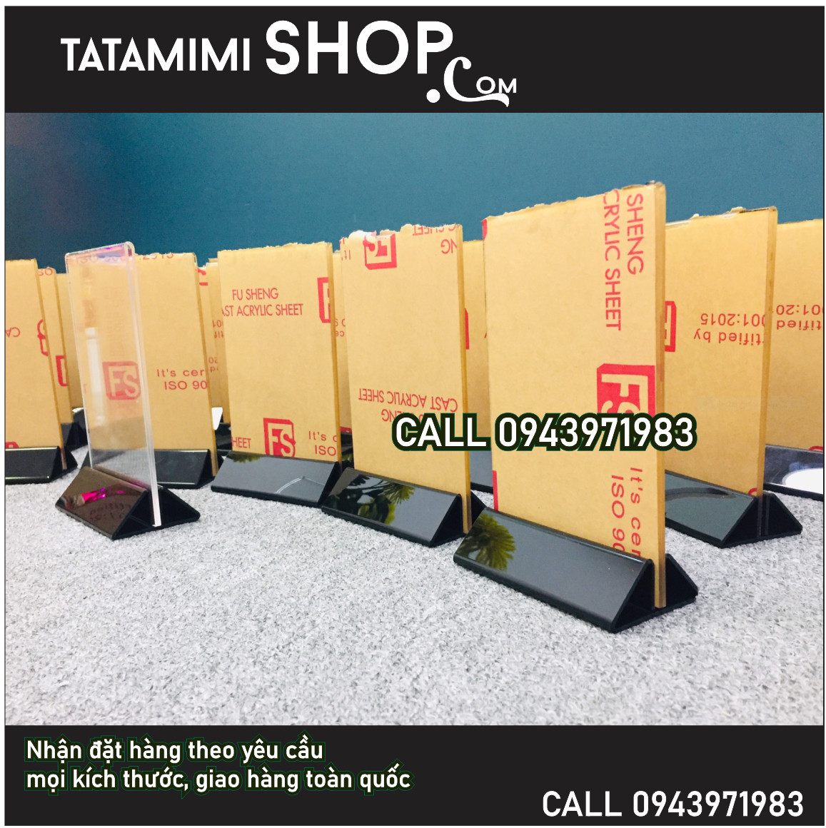 Kệ mica để bàn đế đen tháo rời